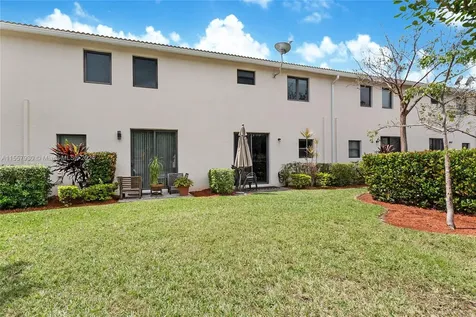 401 NE 194th Terrace Miami FL 33179