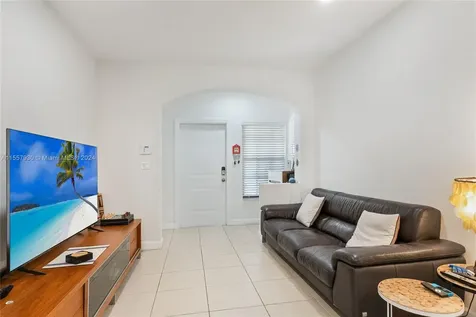 401 NE 194th Terrace Miami FL 33179