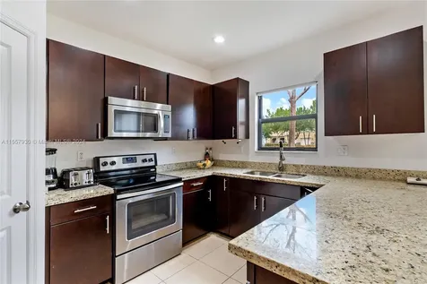401 NE 194th Terrace Miami FL 33179