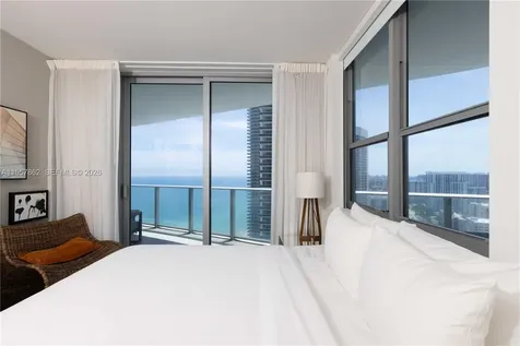 4111 S Ocean Drive Hollywood FL 33019