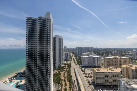 4111 S Ocean Drive Hollywood FL 33019