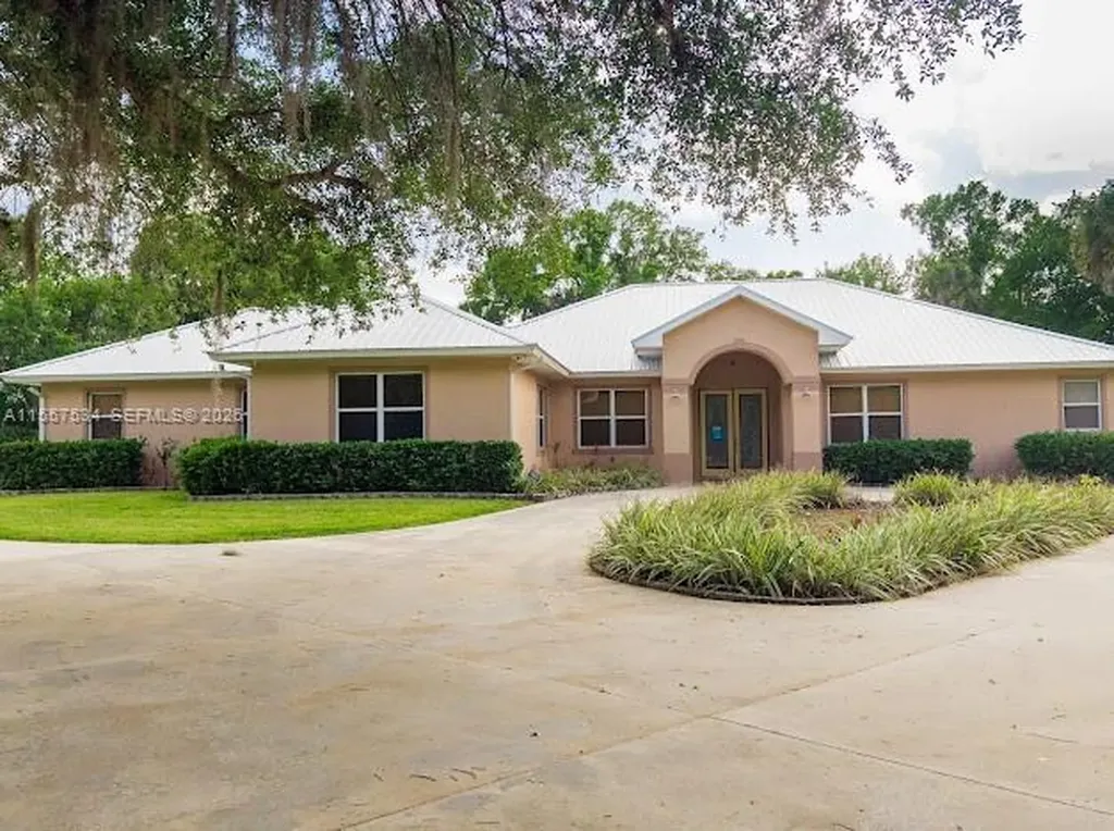 2526 SW 21st Court Okeechobee FL 34974