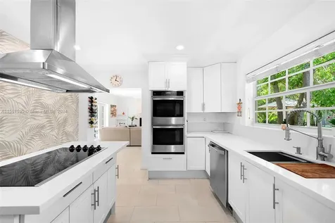 11072 Monfero Street Coral Gables FL 33156