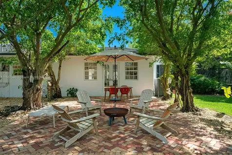 11072 Monfero Street Coral Gables FL 33156