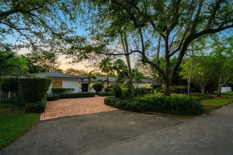 11072 Monfero Street Coral Gables FL 33156