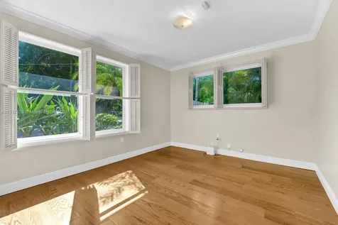 5450 SW 63rd Court Miami FL 33155