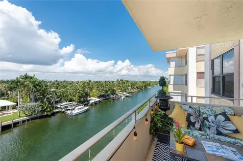 9660 W Bay Harbor Drive Bay Harbor Islands FL 33154