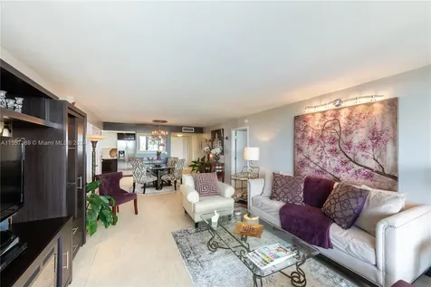 9660 W Bay Harbor Drive Bay Harbor Islands FL 33154