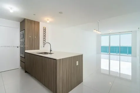 600 NE 27 Street Miami FL 33137