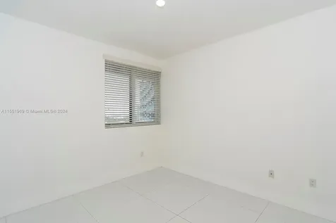 600 NE 27 Street Miami FL 33137
