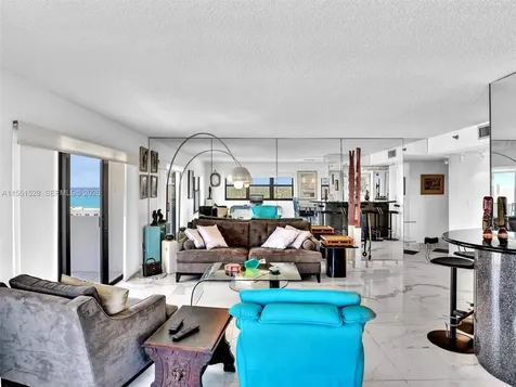 1201 S Ocean Drive Hollywood FL 33019