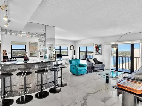 1201 S Ocean Drive Hollywood FL 33019