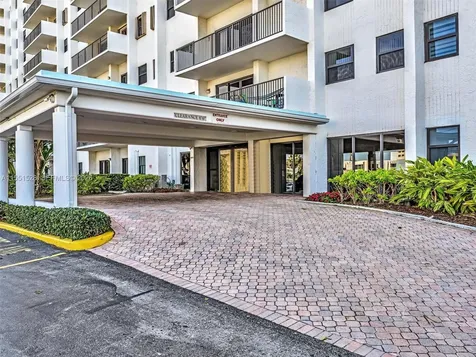 1201 S Ocean Drive Hollywood FL 33019