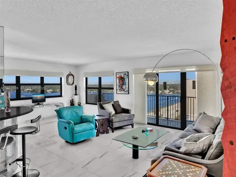 1201 S Ocean Drive Hollywood FL 33019
