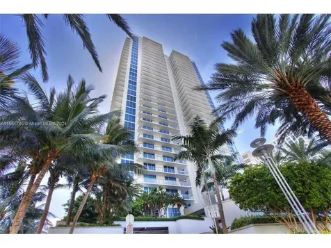 3101 S Ocean Drive Hollywood FL 33019