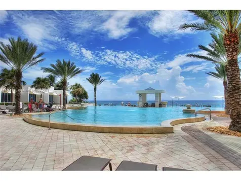 3101 S Ocean Drive Hollywood FL 33019