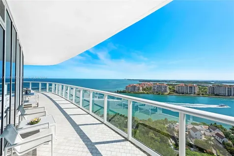 100 S Pointe Drive Miami Beach FL 33139