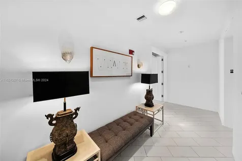 100 S Pointe Drive Miami Beach FL 33139