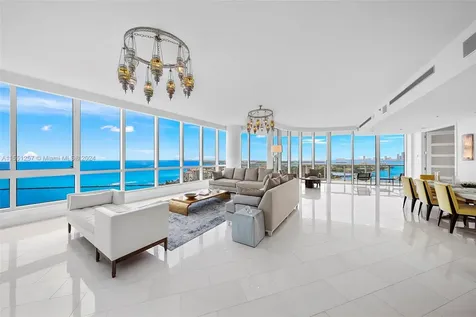 100 S Pointe Drive Miami Beach FL 33139