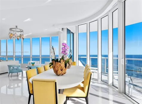 100 S Pointe Drive Miami Beach FL 33139