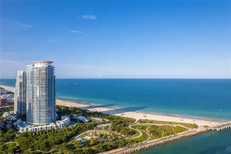 100 S Pointe Drive Miami Beach FL 33139