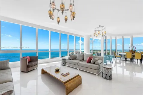 100 S Pointe Drive Miami Beach FL 33139