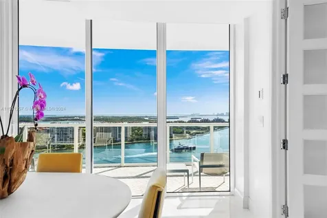 100 S Pointe Drive Miami Beach FL 33139