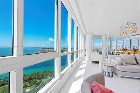 100 S Pointe Drive Miami Beach FL 33139