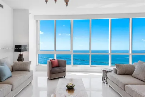 100 S Pointe Drive Miami Beach FL 33139