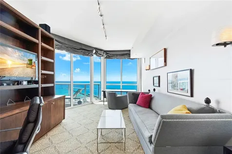 100 S Pointe Drive Miami Beach FL 33139