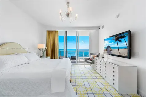 100 S Pointe Drive Miami Beach FL 33139