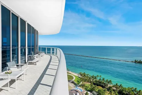 100 S Pointe Drive Miami Beach FL 33139