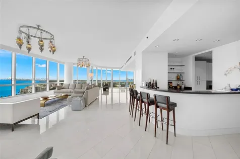 100 S Pointe Drive Miami Beach FL 33139