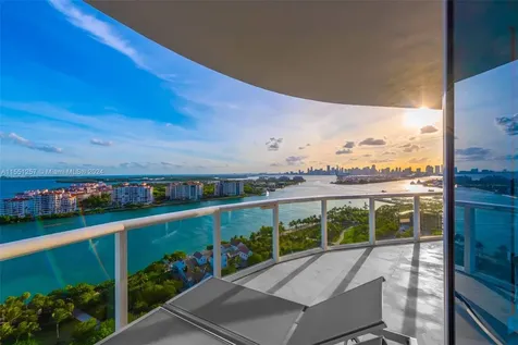100 S Pointe Drive Miami Beach FL 33139