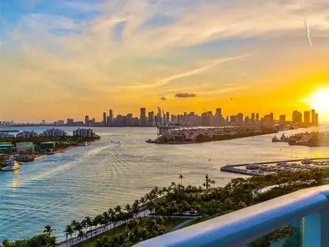 100 S Pointe Drive Miami Beach FL 33139
