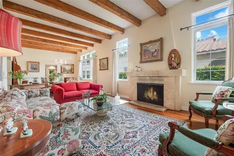 6904 Portillo Street Coral Gables FL 33146