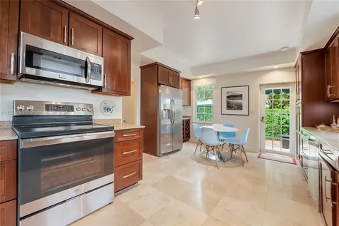 6904 Portillo Street Coral Gables FL 33146