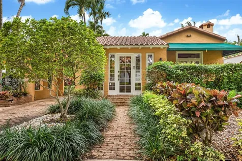 6904 Portillo Street Coral Gables FL 33146
