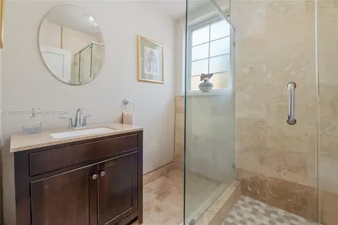 6904 Portillo Street Coral Gables FL 33146