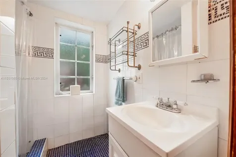 6904 Portillo Street Coral Gables FL 33146