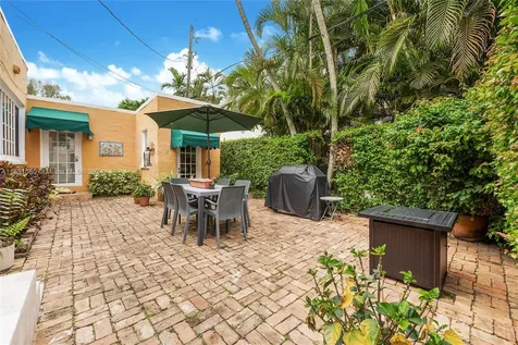 6904 Portillo Street Coral Gables FL 33146