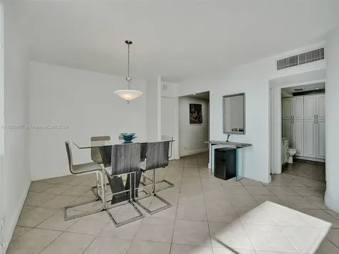 5005 Collins Avenue Miami Beach FL 33140