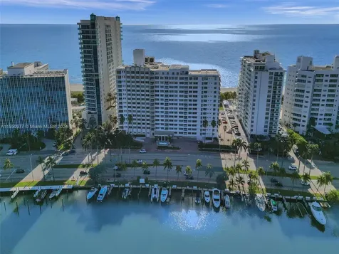 5005 Collins Avenue Miami Beach FL 33140