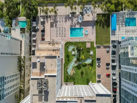 5005 Collins Avenue Miami Beach FL 33140