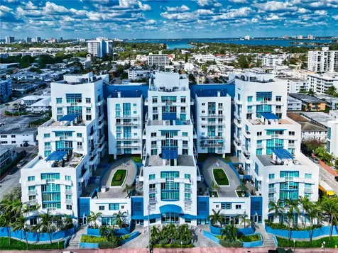 7600 Collins Avenue Miami Beach FL 33141