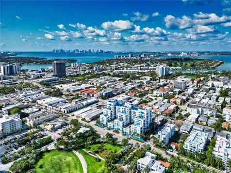 7600 Collins Avenue Miami Beach FL 33141