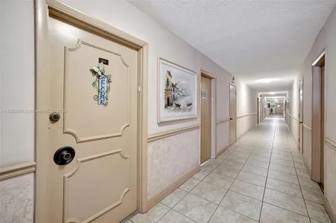 1601 S Ocean Drive Hollywood FL 33019