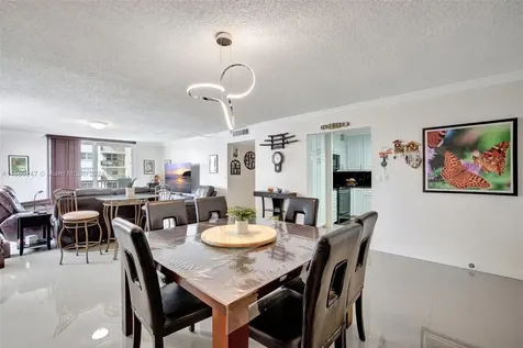 1601 S Ocean Drive Hollywood FL 33019