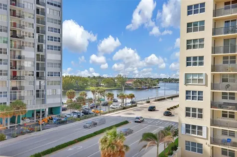 1601 S Ocean Drive Hollywood FL 33019