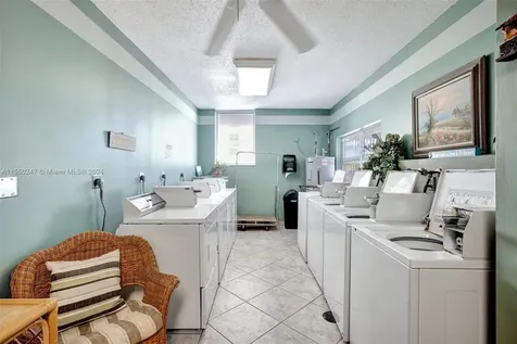 1601 S Ocean Drive Hollywood FL 33019